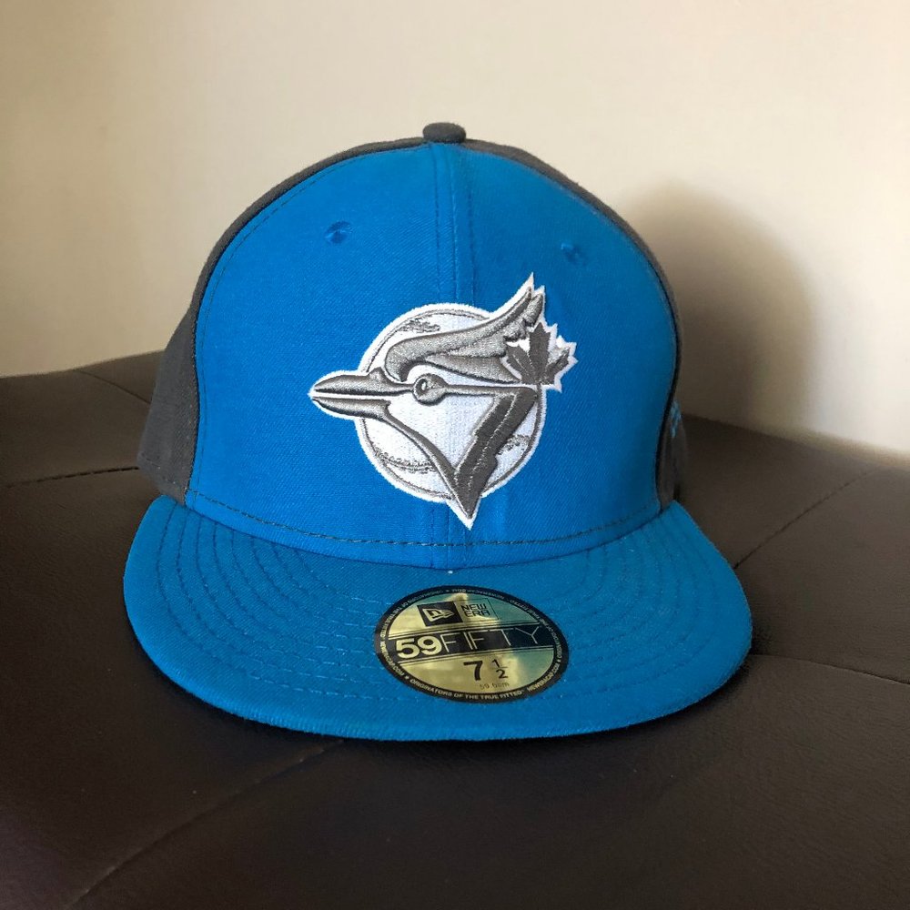 Toronto Blue Jays Fitted Hat (7 1/2)